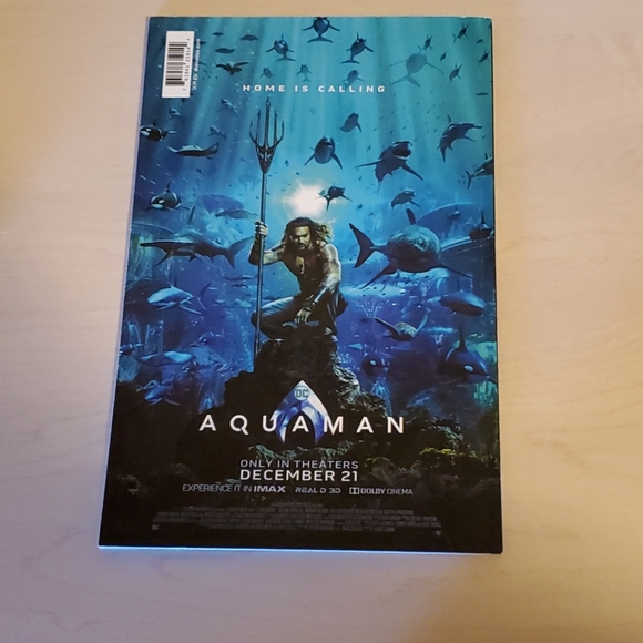 DC Batman # 5 100-Page Comic Giant! - Picture 2 of 2